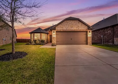 916 Brittany Dr, Anna, TX 75409