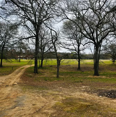2211 Fm 2029, Telephone, TX 75488