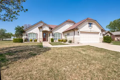 9012 Kingston Dr, Denton, TX 76207