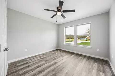 Bedroom - 608 E South St, Itasca, TX 76055 photo 3 of 4