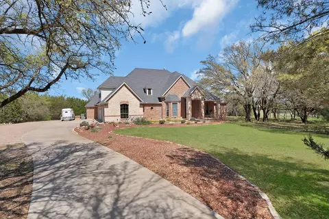 2526 Hayley Dr, Weatherford, TX 76085
