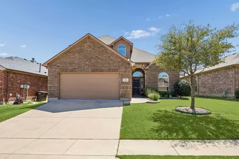 3032 San Fernando Dr, Fort Worth, TX 76177