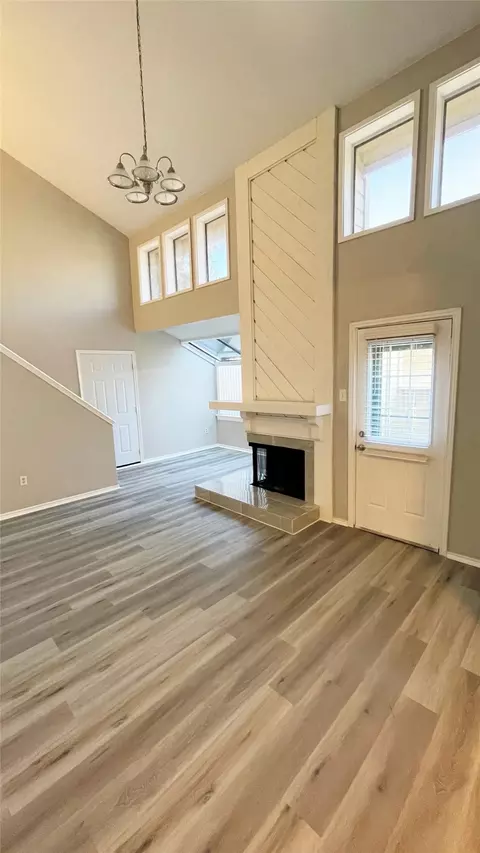 9600 Royal Ln #604, Dallas, TX 75243