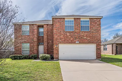7804 Hidden Path Ln, Denton, TX 76210