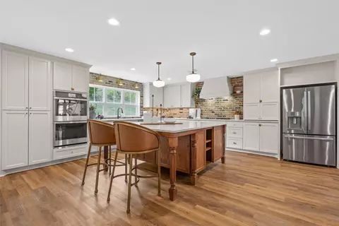 Kitchen - 310 Rabbit Hl, Lorena, TX 76655 photo 2 of 5
