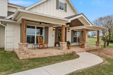 Exterior - 310 Rabbit Hl, Lorena, TX 76655 photo 3 of 6