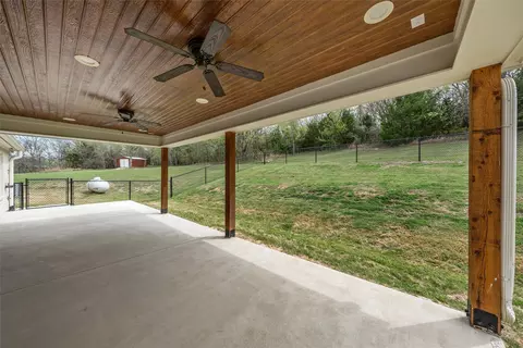 Exterior - 310 Rabbit Hl, Lorena, TX 76655 photo 4 of 6