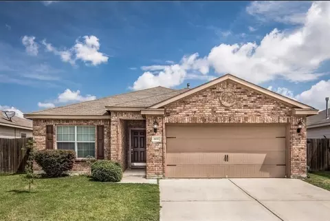 600 Noble Grove Ln, Fort Worth, TX 76140