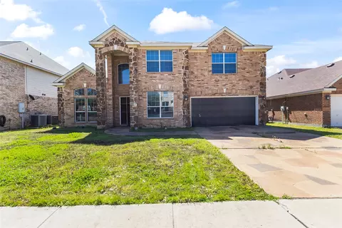 824 Peach Ln, Burleson, TX 76028