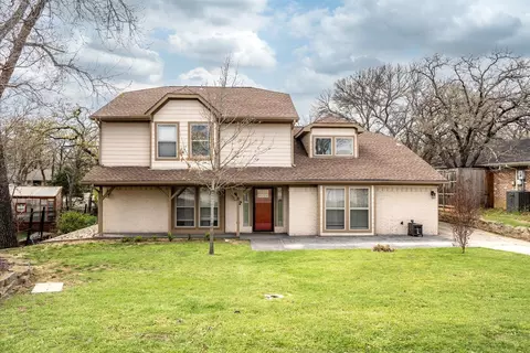 8 Live Oak Ln, Hickory Creek, TX 75065