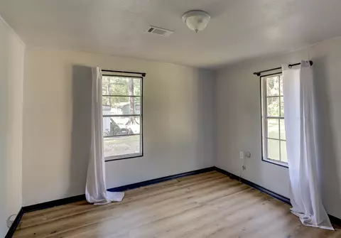 Bedroom - 1054 Frontage Rd, Minden, LA 71055 photo 5 of 6