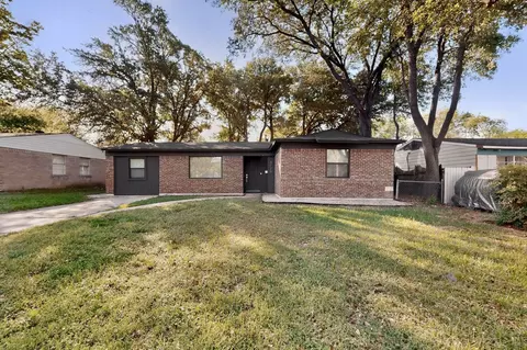 3120 Caribbean Dr, Mesquite, TX 75150