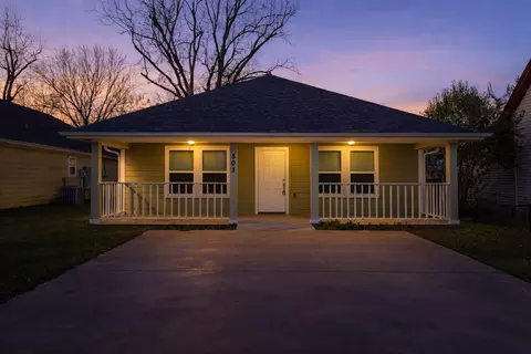 503 Washington Ave, Mcgregor, TX 76657