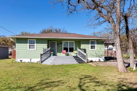 258 Pilot Point St, Alvarado, TX 76009