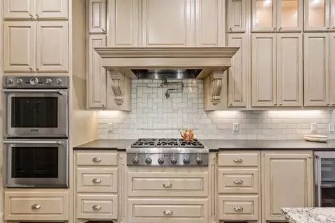 Kitchen - 7041 Bending Trl, Mcgregor, TX 76657 photo 3 of 3