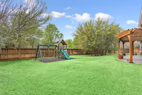 Exterior - 7041 Bending Trl, Mcgregor, TX 76657 photo 8 of 9