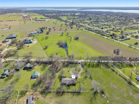 508 Mccormick Rd, Oak Point, TX 75068