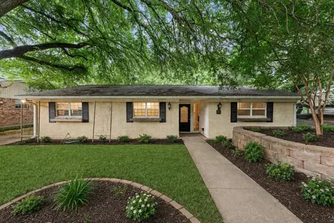 518 Fairway Rd, Woodway, TX 76712