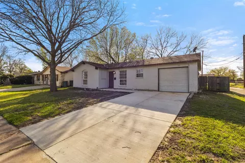 1002 Bridlewood Dr, Garland, TX 75040