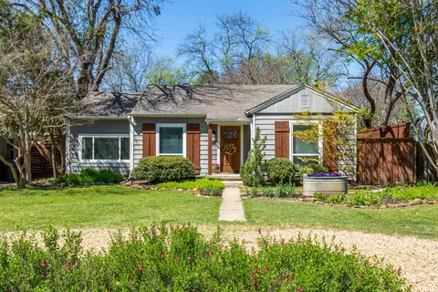 9039 Redondo Dr, Dallas, TX 75218