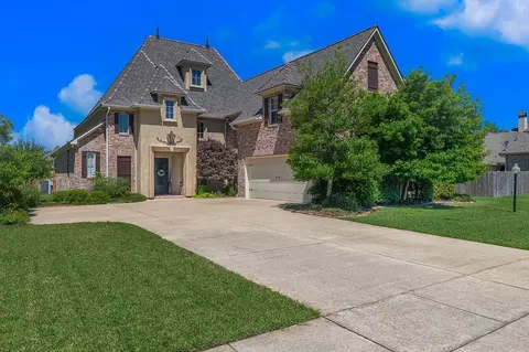 1010 Dumaine Dr, Shreveport, LA 71106