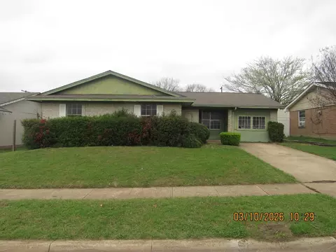 6451 Moonhill Dr, Dallas, TX 75241