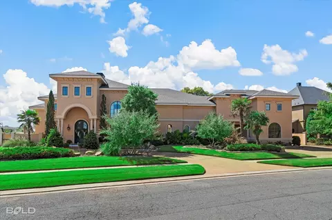 207 N Beach Dr, Bossier City, LA 71111