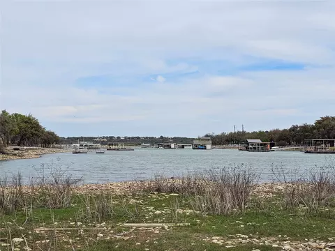 Y-3 Feather Bay Boulevard, Brownwood, TX 76801