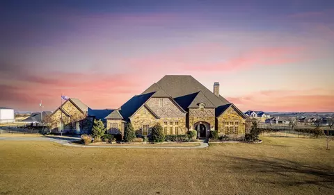 140 Overlook Dr, Aledo, TX 76008