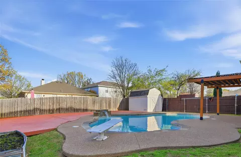 13516 Dove Ranch Rd, Roanoke, TX 76262