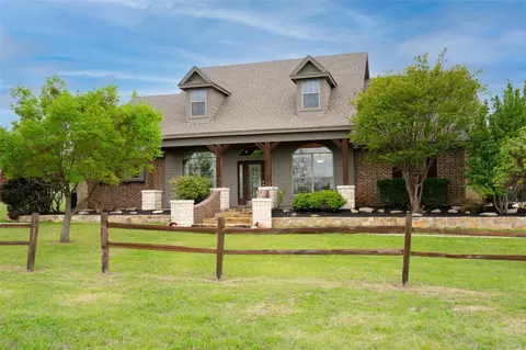 8801 Wagley Robertson Rd, Fort Worth, TX 76131