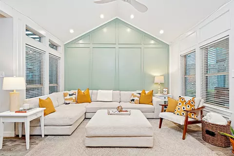 3642 Word St, Dallas, TX 75204