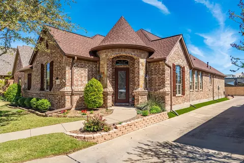 7420 Park Place Dr, North Richland Hills, TX 76182
