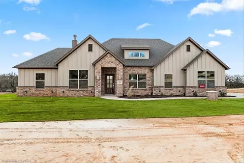 3001 Arabian Ct, Springtown, TX 76082