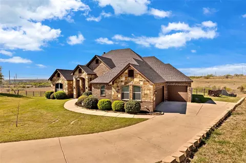 10301 Los Rios Dr, Fort Worth, TX 76179