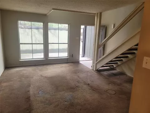 4638 Country Creek Dr #1249, Dallas, TX 75236