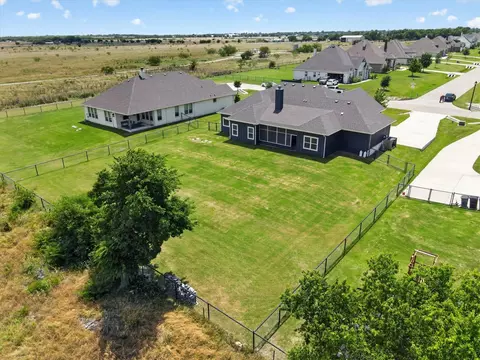 View/Area - 1506 Back Stretch Rd, Justin, TX 76247 photo 2 of 4