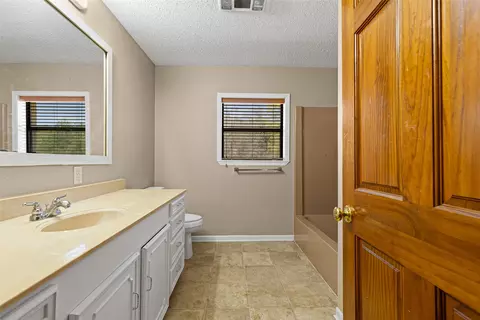 Bath - 533 Huffman, Harleton, TX 75651 photo 4 of 5