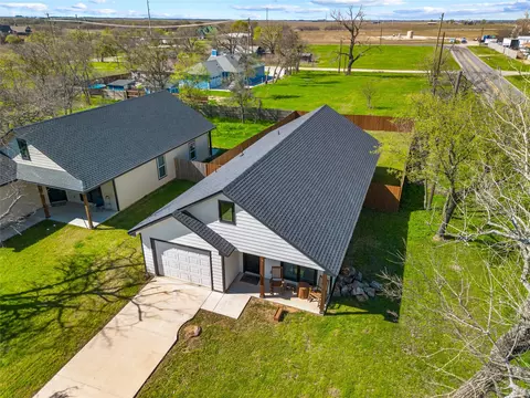 View/Area - 300 W Main St, Itasca, TX 76055 photo 2 of 5
