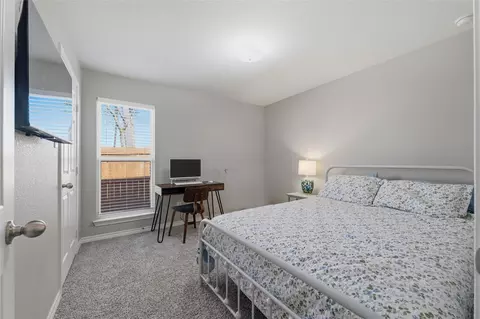 Bedroom - 300 W Main St, Itasca, TX 76055 photo 2 of 4