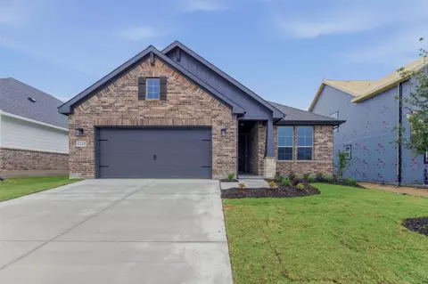 1333 Frio Dr, Springtown, TX 76082