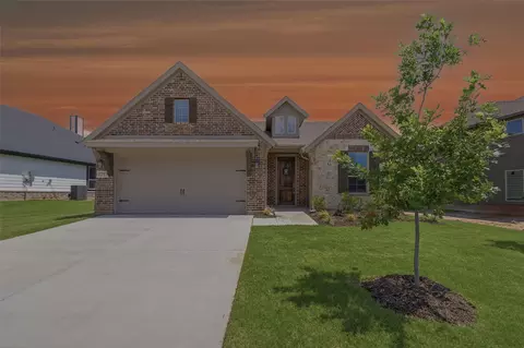 1217 Colca Dr, Springtown, TX 76082