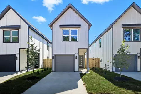 2532 Lowery St, Dallas, TX 75215