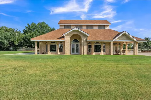 9805 Eldorado Dr, Burleson, TX 76028