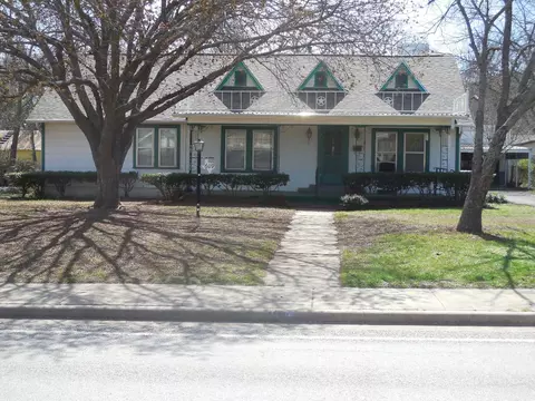 609 W Main St, Ranger, TX 76470