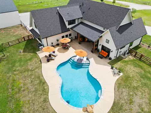 2014 W Elm Mott Dr, Waco, TX 76705