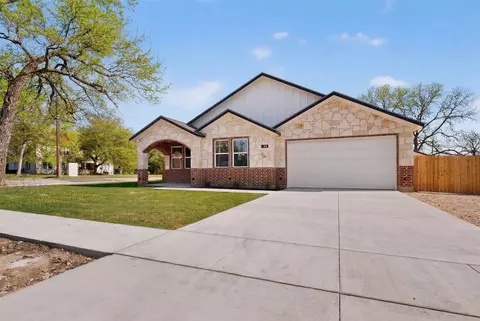 106 Jones St, Terrell, TX 75160