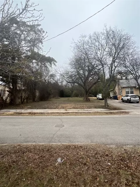 1205 Lebanon Ave, Dallas, TX 75208