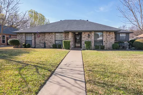 6620 Diamond Ridge Dr, North Richland Hills, TX 76180
