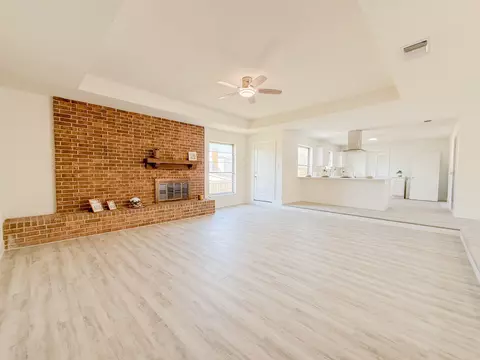 6320 Arthur Dr, Edgecliff Village, TX 76134